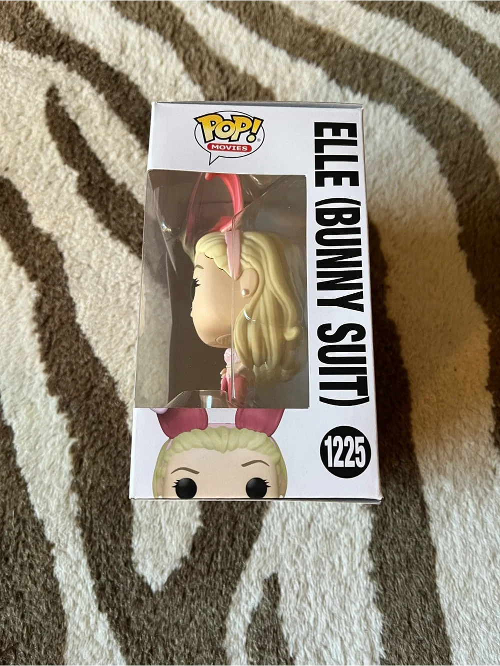 Funko POP! Movies Elle (Bunny Suit) Legally Blonde - Picture 5 of 7